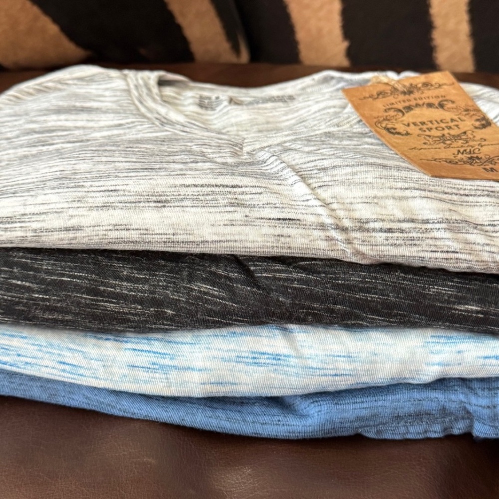 KEEP or RESELL! 4 NWT V-neck Pocket T-shirts 4 PACK! SLIM FIT $128 retail! - Picture 12 of 16